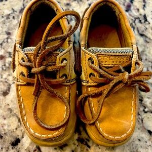 Sperry top cider boat shoes for kids size 7W